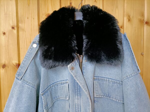 Kurtka Jeans niebieska  2w1 z czarnym futerkiem r. S/M - obrazek 2