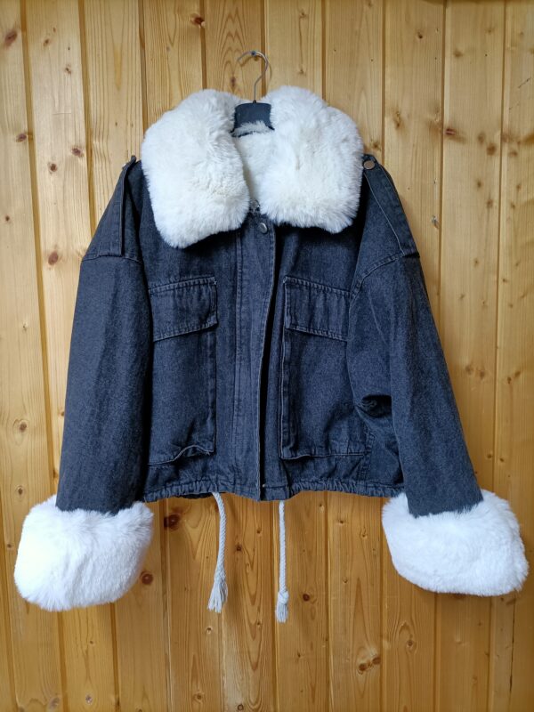 Kurtka Jeans Czarna 2w1 z białym futerkiem r. S/M
