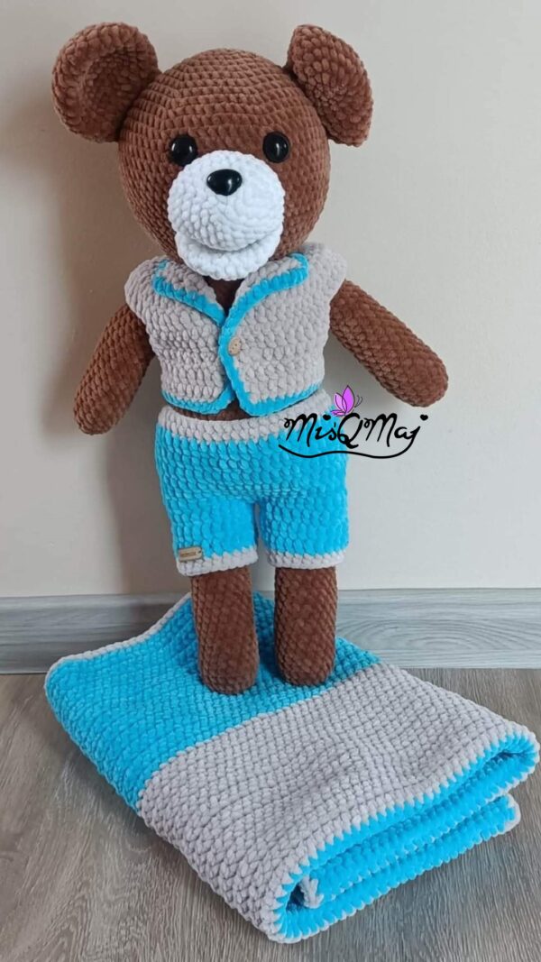 Na Zamówienie - Maskotka Ręcznie wykonana na szydełku - Miś Krzyś w ubranku 50cm - MiśQMaj + Kocyk 150x150cm