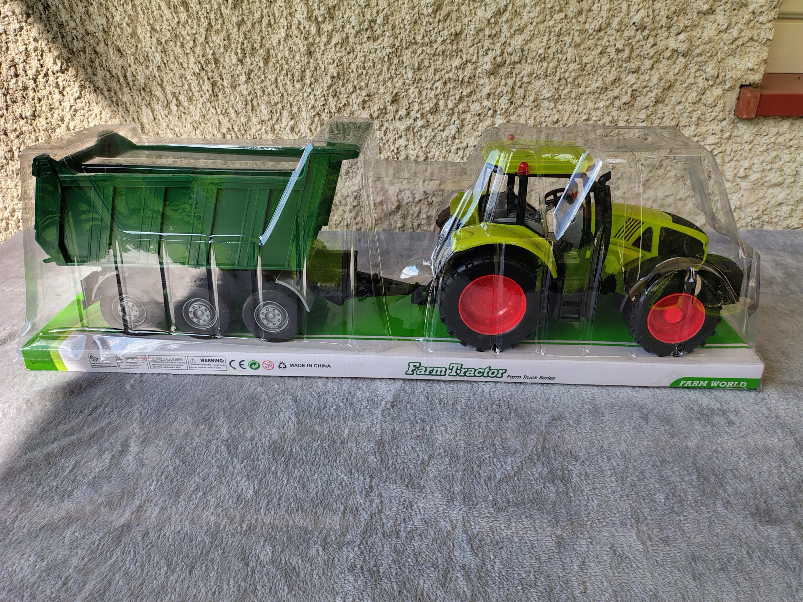 Duży traktor XXL z Przyczepą - obrazek 3